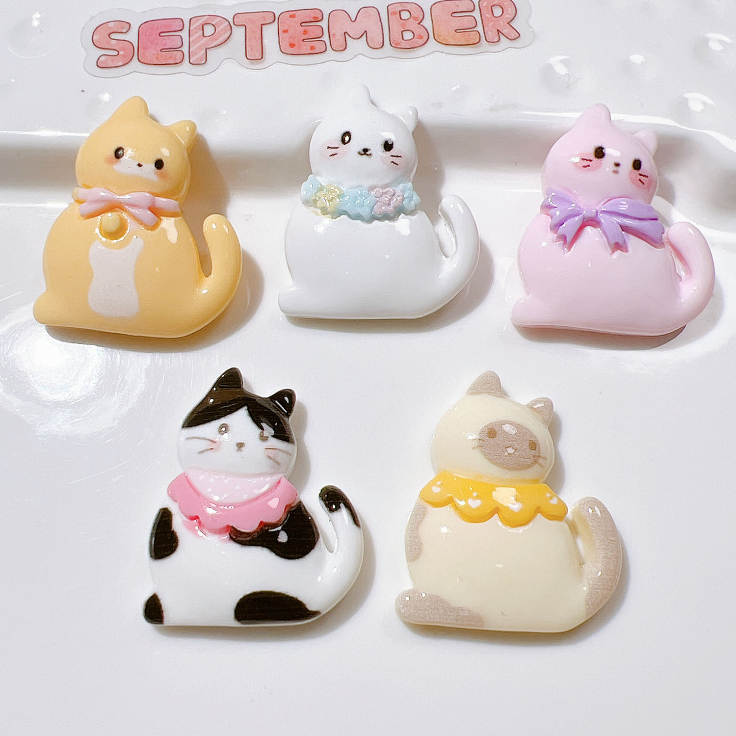 Resin Art Earrings Material - 10/20 szt. Urocze kokardki z motywem
