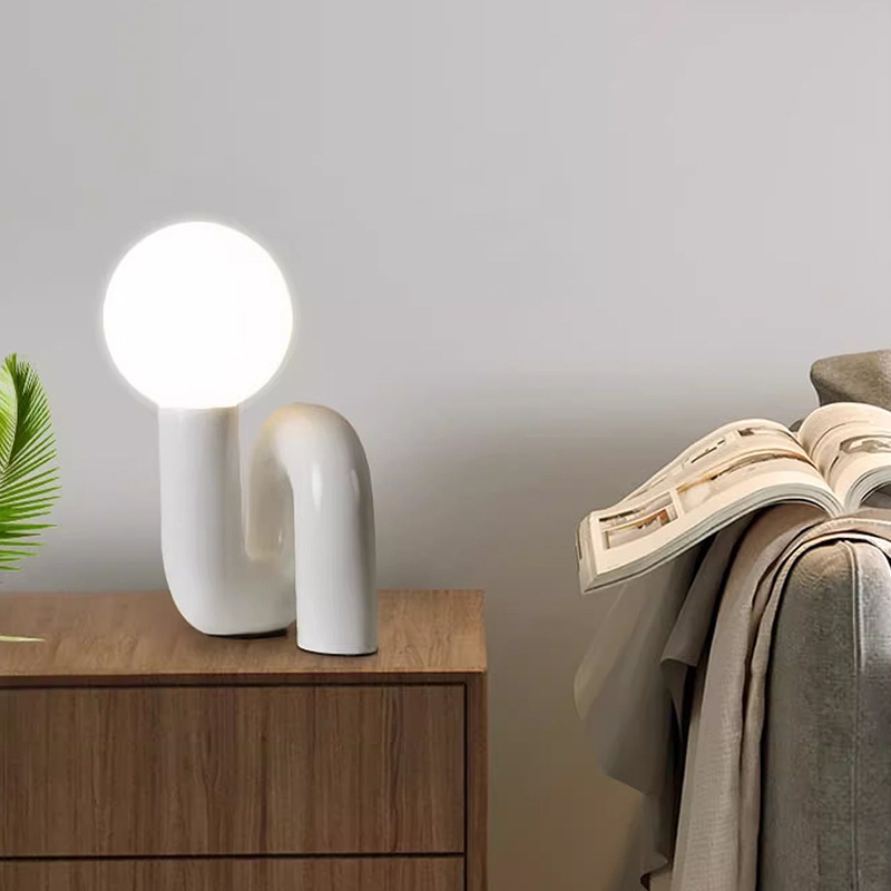 Nordycka szklana lampa stołowa – Resin Art Uk recenzja i cena